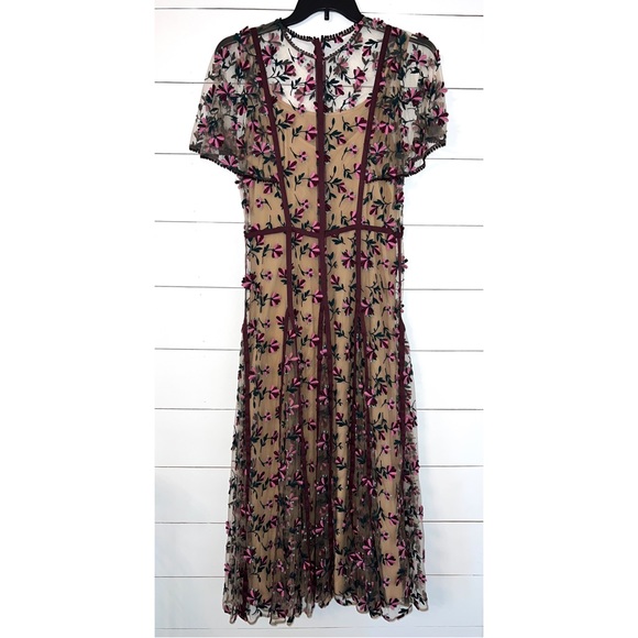 Lela Rose Embroidered Tulle Midi Flutter Sleeve Fit & Flare Dress Size 10 Medium - Picture 10 of 12
